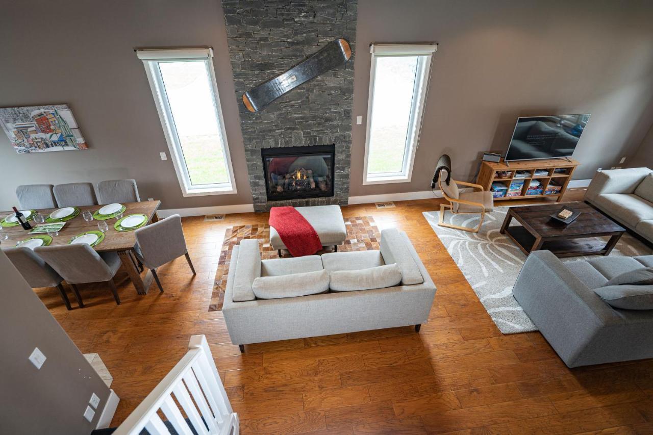 Aspen Lodge By Revelstoke Vacations Esterno foto